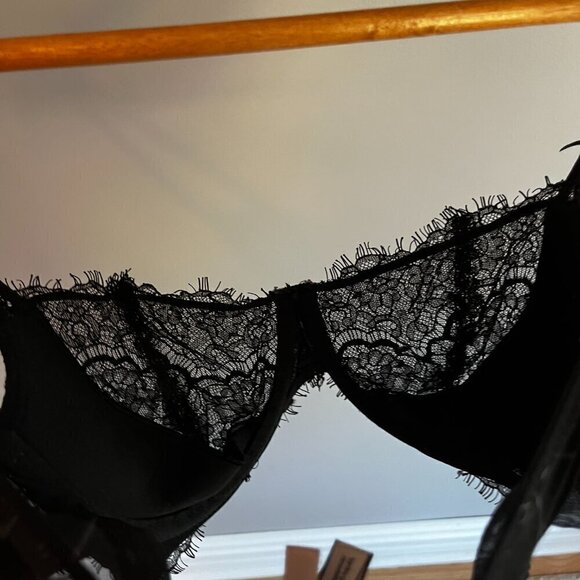 Victoria’s Secret Dream Angels Push-up Without Padding Bra 32D Underwire Black - Picture 6 of 9